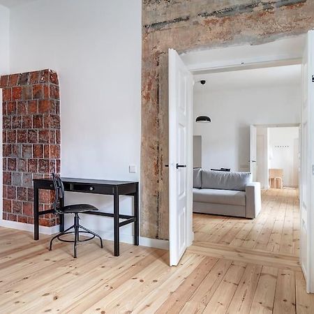 Spacious 2-Bedroom Flat In Old Town By Urban Rent Vilnius Ngoại thất bức ảnh