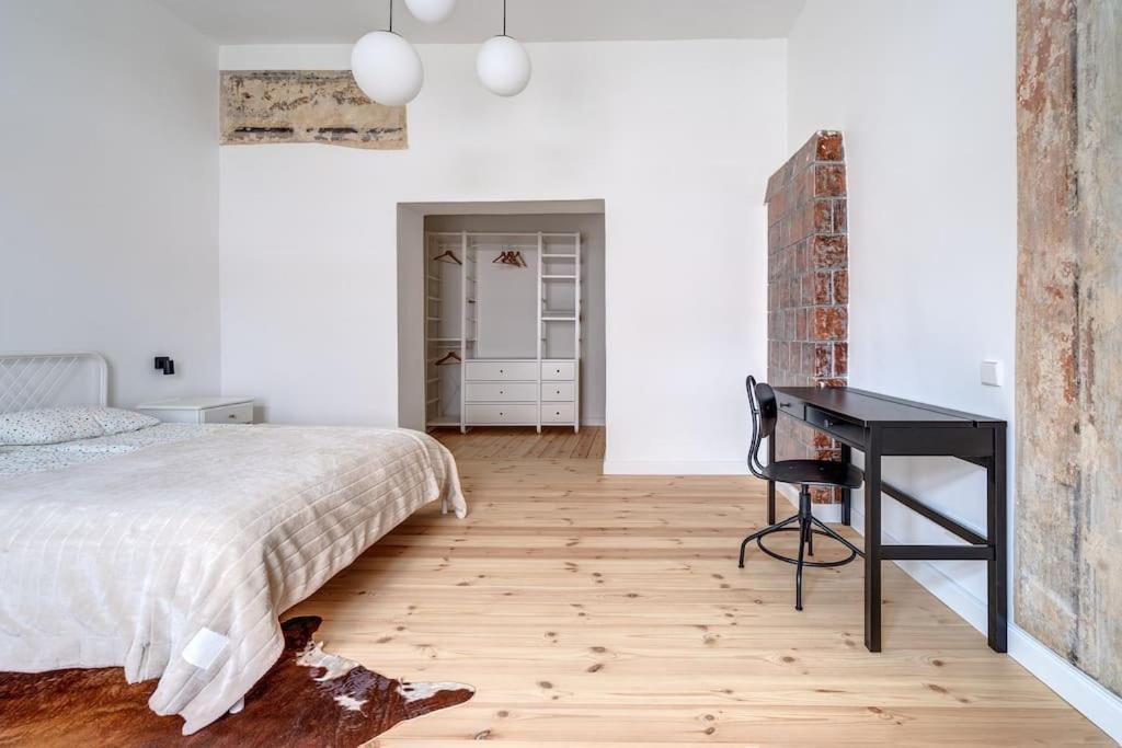 Spacious 2-Bedroom Flat In Old Town By Urban Rent Vilnius Ngoại thất bức ảnh
