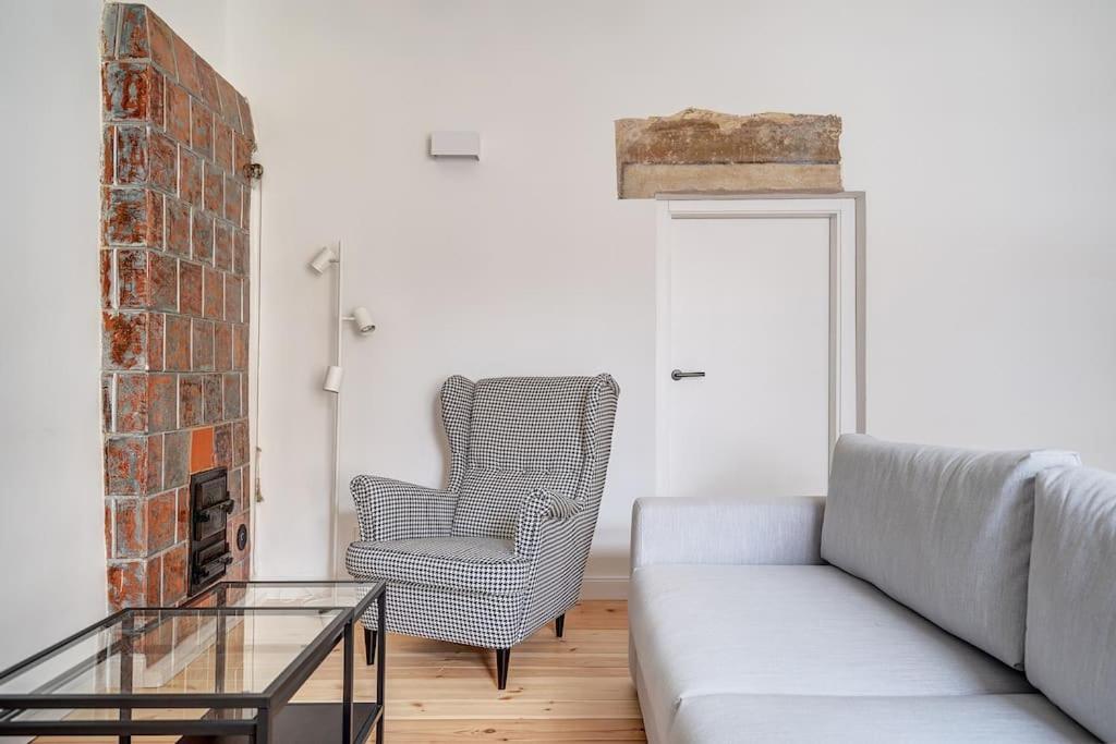Spacious 2-Bedroom Flat In Old Town By Urban Rent Vilnius Ngoại thất bức ảnh