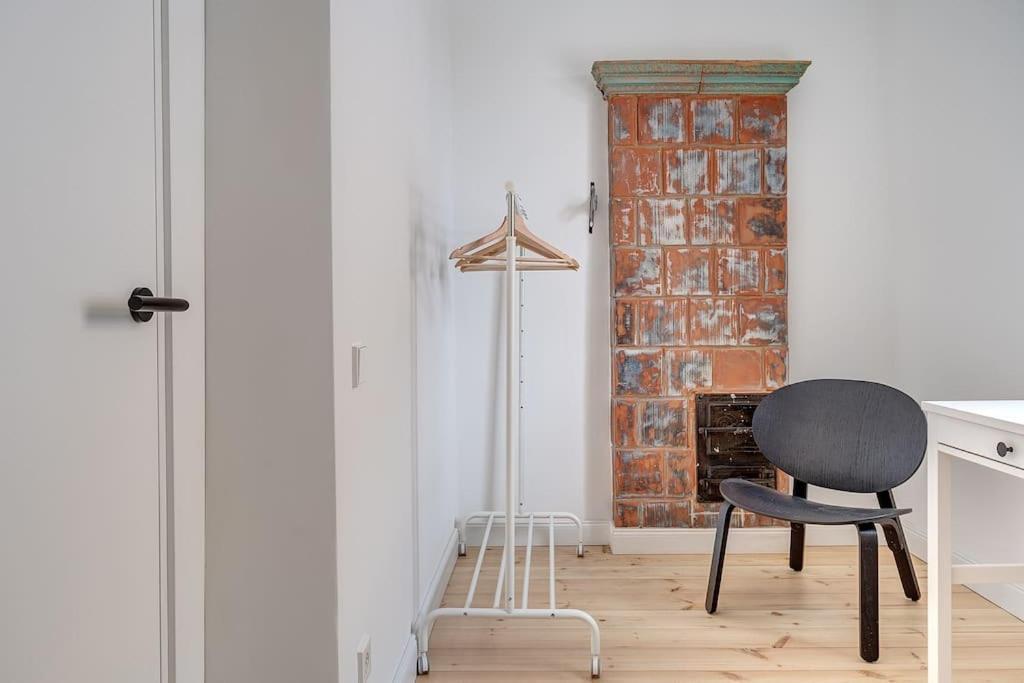 Spacious 2-Bedroom Flat In Old Town By Urban Rent Vilnius Ngoại thất bức ảnh