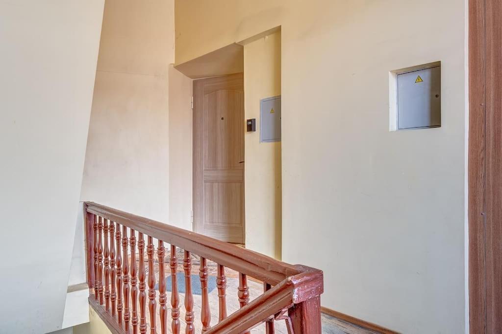 Spacious 2-Bedroom Flat In Old Town By Urban Rent Vilnius Ngoại thất bức ảnh